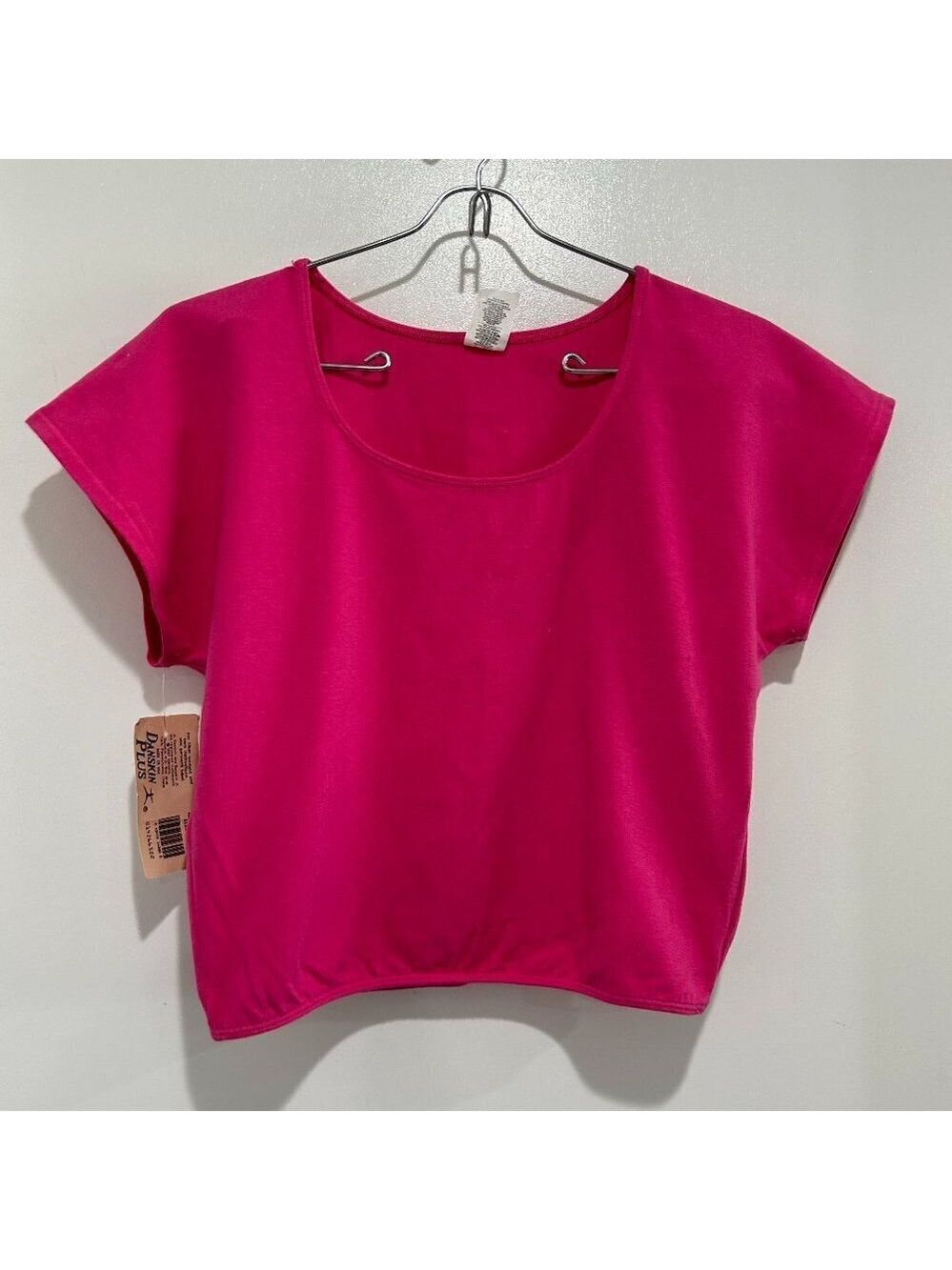 New with tags ladies Danskin plus crop top Size 2X